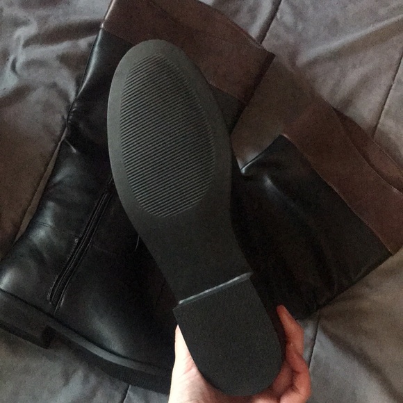 New black and brown boots - Picture 2 of 4